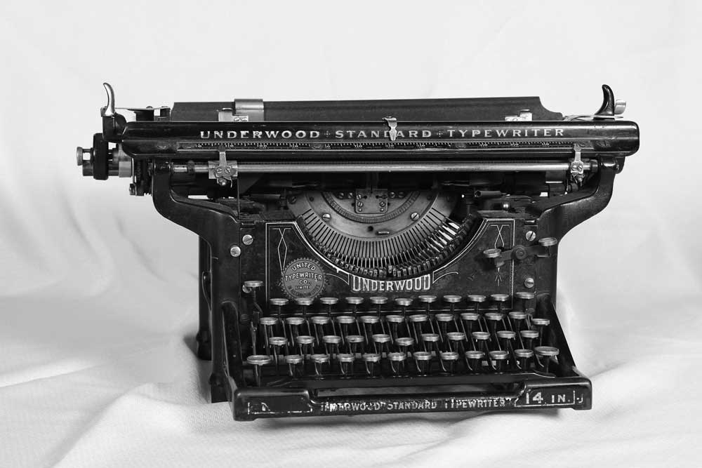 TW Contact EDI Options - antique typewriter